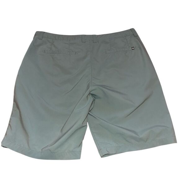 Travis Matthew 9” Men’s Shorts - Picture 5 of 9